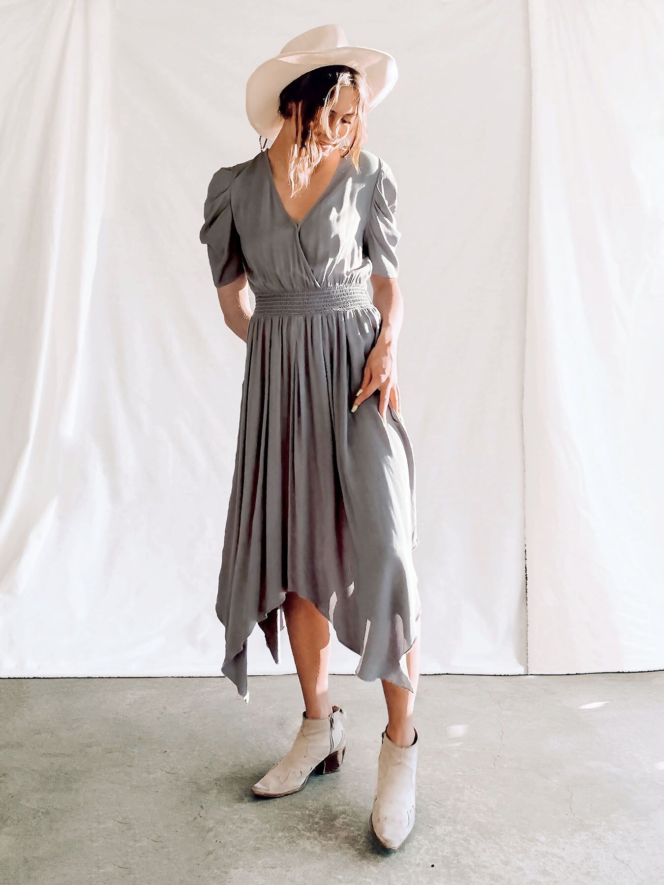 The "Leona" Dress